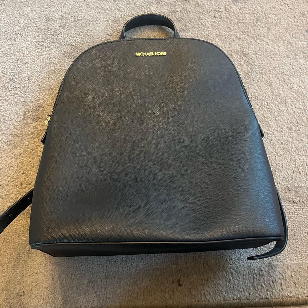 NWOT Michael Kors Cindy Large Saffiano Leather Backpack